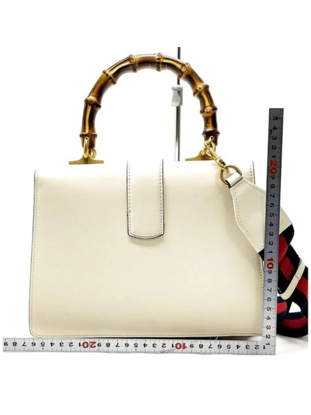 Gucci make statement